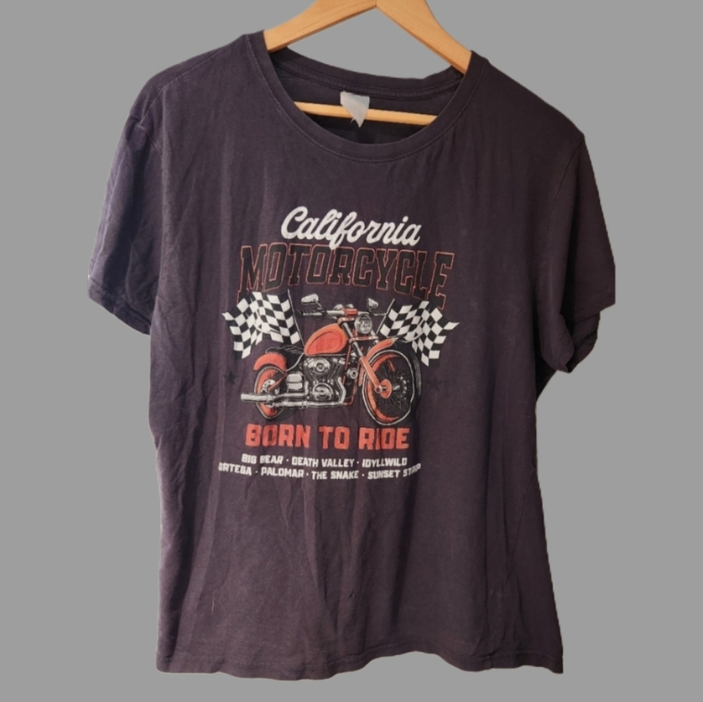 Vintage Small California Motorcycle Graphic T-Shirt Grunge Harley Inspired‎